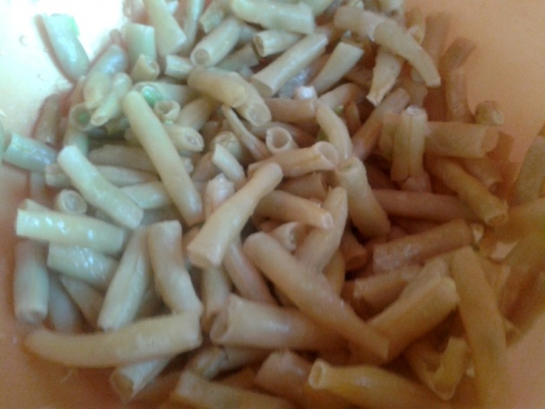 Hovädzie kocky na smotane s klobásou a fazuľkami (fotorecept) - obrázok 5