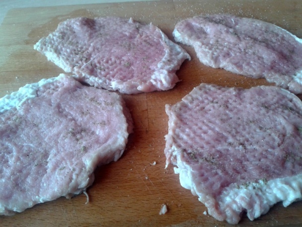 Vyprážané bravčové karé v slnečnicovej kruste (fotorecept) - obrázok 3