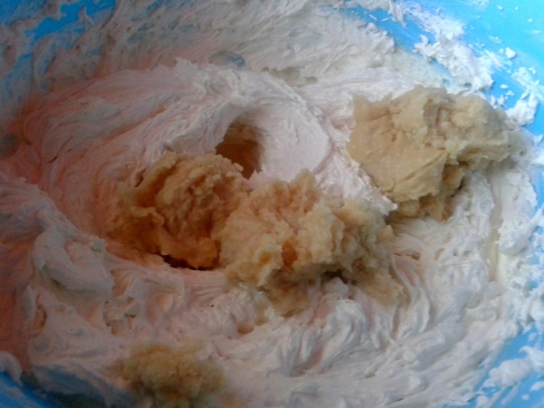 Medovo-makové rezy s citrónovým krémom (fotorecept) - obrázok 4