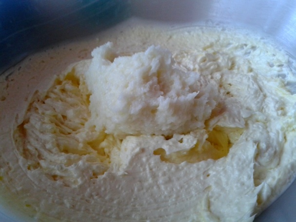 Kokosové rezy so šľahačkou (fotorecept) - obrázok 6