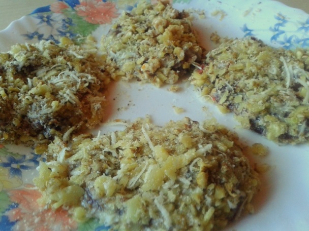 Medailóniky z bravčovej pečienky v orechovej kruste s kuskusom (fotorecept) - obrázok 3