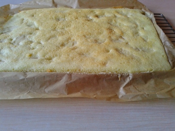 Jablková piškóta s hroznovým lekvárom (fotorecept) - obrázok 6