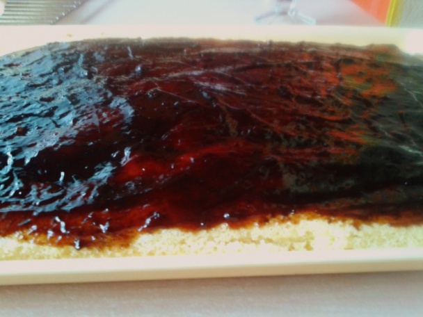 Jablková piškóta s hroznovým lekvárom (fotorecept) - obrázok 8