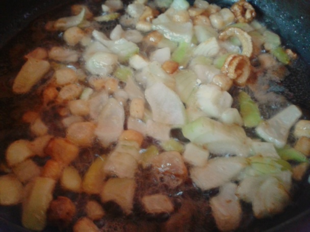 Morčacie srdiečka s hlivou na smotane so zemiakovou knedľou (fotorecept) - obrázok 3