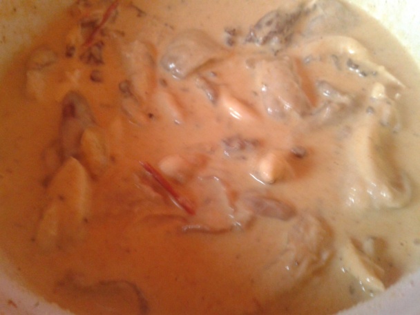 Morčacie srdiečka s hlivou na smotane so zemiakovou knedľou (fotorecept) - obrázok 10