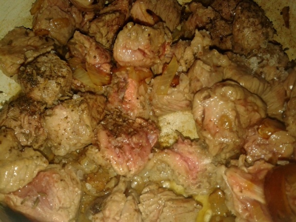 Hovädzie kocky v hlávkovej kapuste (fotorecept) - obrázok 5