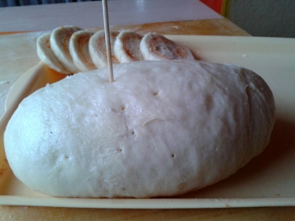 Hovädzie kocky na ružovom víne s farebnou knedľou (fotorecept) - obrázok 16