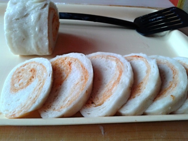 Hovädzie kocky na ružovom víne s farebnou knedľou (fotorecept) - obrázok 17