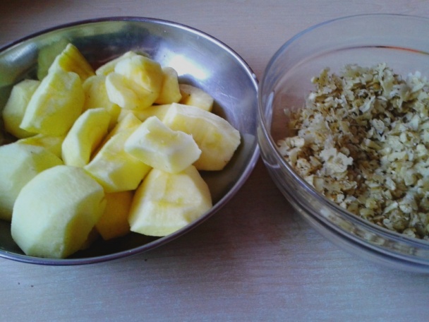 Jednoduchý jablkovo-orechový koláč s kávou (fotorecept) - obrázok 1