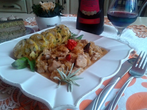 Morčacie stehno v sudovej kapuste na ružovom víne (fotorecept) - obrázok 15