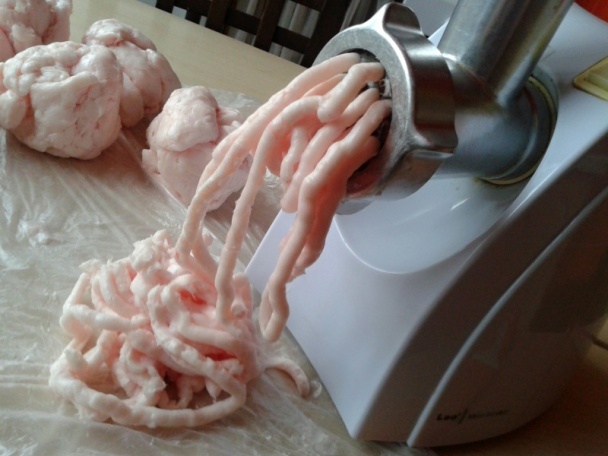 Kysnuté sadlové šatôčky s vanilkou a orechovým posypom (fotorecept) - obrázok 2