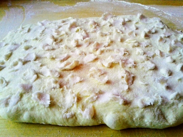 Kysnuté sadlové šatôčky s vanilkou a orechovým posypom (fotorecept) - obrázok 10