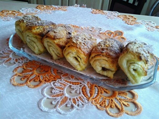 Kysnuté sadlové šatôčky s vanilkou a orechovým posypom (fotorecept) - obrázok 18