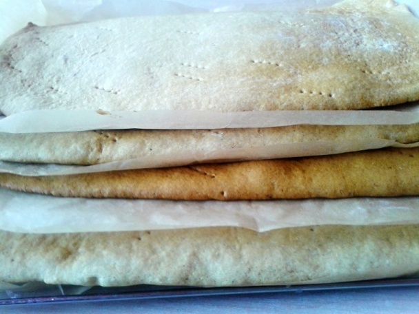 Medovníkové rezy s vínovým krémom (fotorecept) - obrázok 6