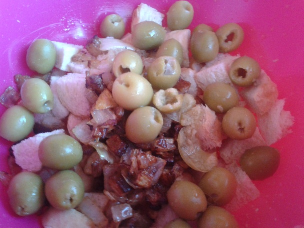 Rolované morčacie stehno plnené olivami (fotorecept) - obrázok 6