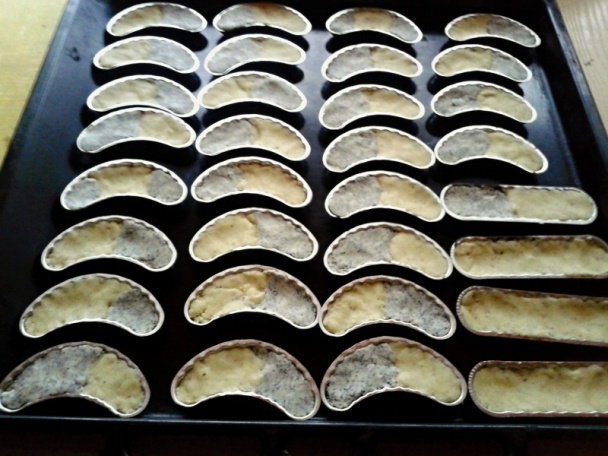 Dvojfarebné fúkané rožky (fotorecept) - obrázok 3