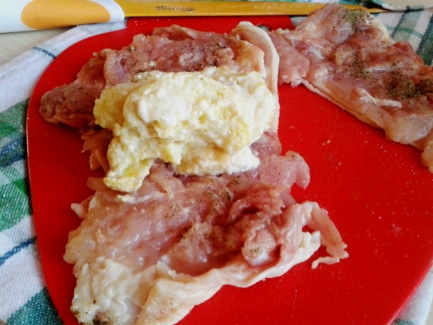 Pečené plnené vykostené horné kuracie stehná (fotorecept) - obrázok 2