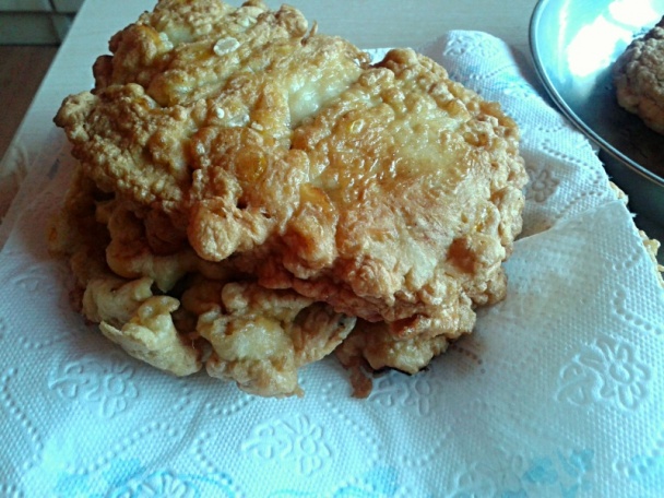 Vyprážané hoki v kukuricovom cestíčku s domácou tatárkou (fotorecept) - obrázok 3
