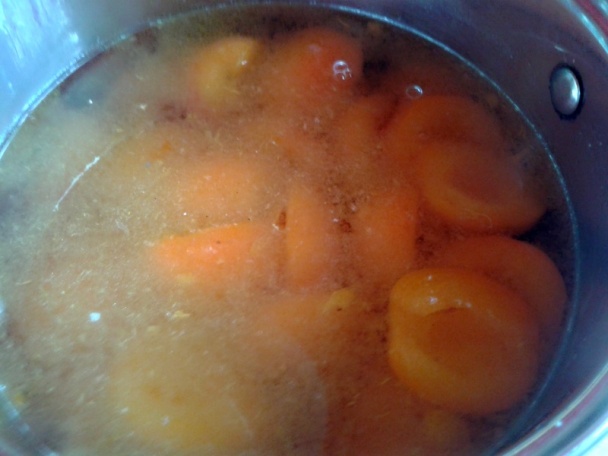 Marhuľové rezy s tvarohovo-mascarpone krémom a šľahačkou (fotorecept) - obrázok 10