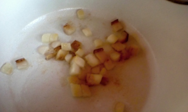 Kapustový prívarok zo sudovej kapusty s údenou krkovičkou a kôprom (fotorecept) - obrázok 1