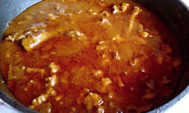 Novoročný bravčovo-hovädzí perkelt na červenom víne s ríbezľovým lekvárom (fotorecept) - obrázok 9