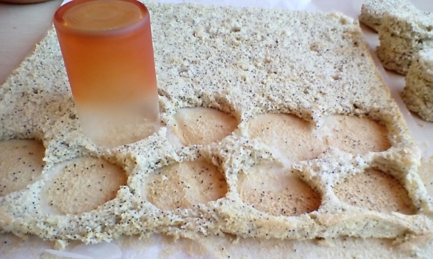 Makové mini tortičky s parížskou šľahačkou (fotorecept) - obrázok 4