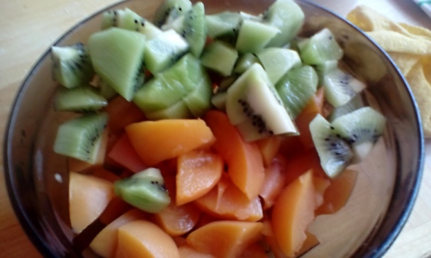 Kivi-broskyňové rezy so šľahačkou (fotorecept) - obrázok 3