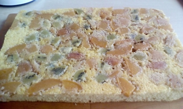 Kivi-broskyňové rezy so šľahačkou (fotorecept) - obrázok 7