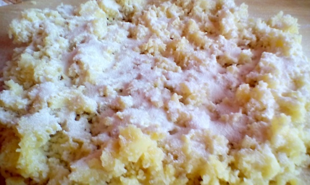 Bryndzové pirohy so slaninou a s cibuľkou (fotorecept) - obrázok 3