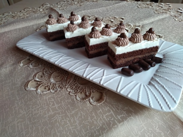 Čokoládové rezy so šľahačkou (fotorecept) - obrázok 10