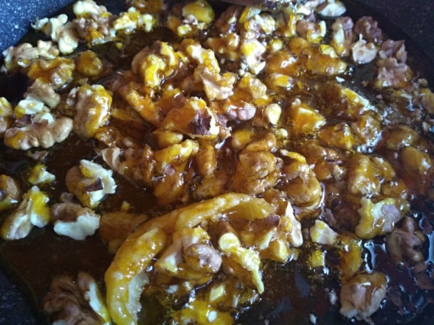 Karamelové rezy s orechmi (fotorecept) - obrázok 5