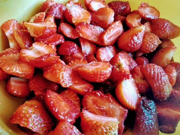 Jahodové rezy so šľahačkou (fotorecept) - obrázok 5