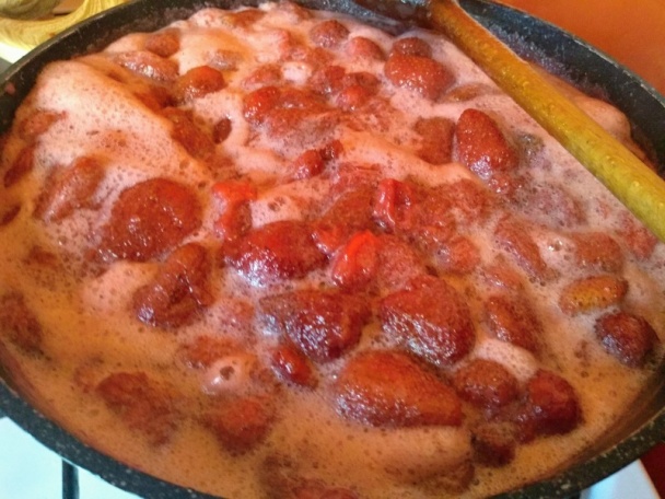 Jahodový lekvár s citrónom a rumom (fotorecept) - obrázok 5