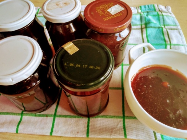 Čerešňový džem so škoricovým cukrom a s orechovým likérom (fotorecept) - obrázok 8