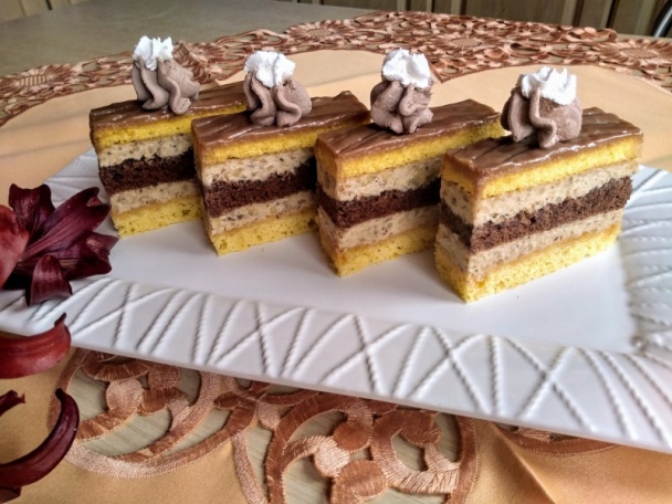Orechové rezy s orechovým likérom (fotorecept) - obrázok 13