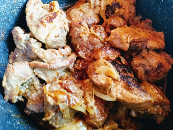 Panvicové morčacie výpečky s omáčkou z čiernych ríbezlí (fotorecept) - obrázok 10