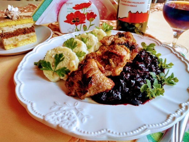 Panvicové morčacie výpečky s omáčkou z čiernych ríbezlí (fotorecept) - obrázok 17