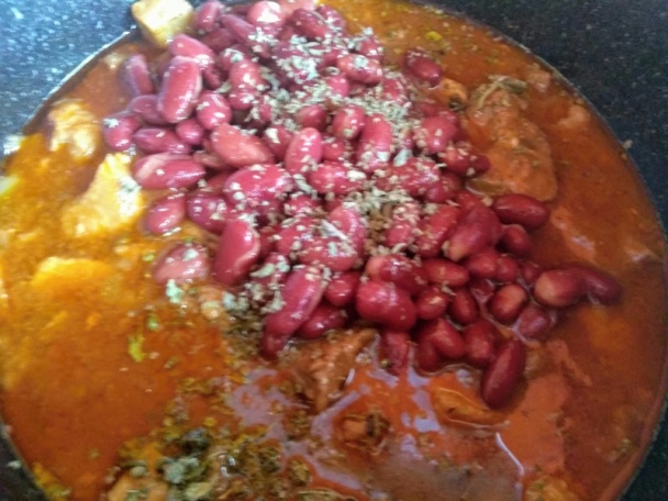 Hovädzí guláš s červenou fazuľou a záhradnou majoránkou (fotorecept) - obrázok 8