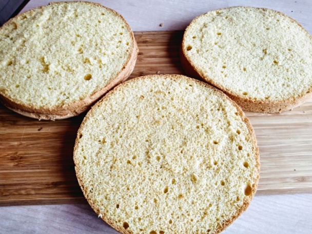 Ríbezľová torta k narodeninám (fotorecept) - obrázok 10