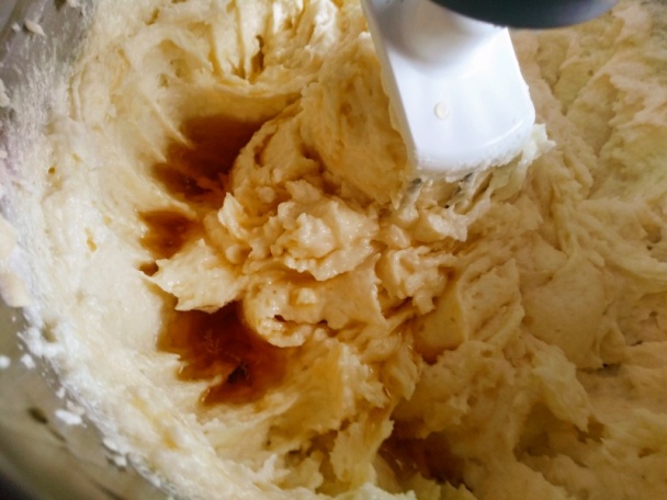 Obyčajné piškótové rezy s cviklovým lekvárom (fotorecept) - obrázok 5