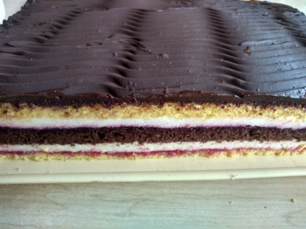 Obyčajné piškótové rezy s cviklovým lekvárom (fotorecept) - obrázok 11