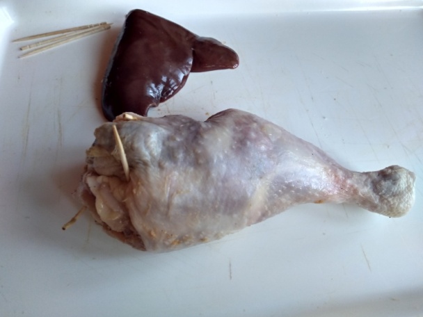 Morčacou pečeňou plnené kuracie stehno so zeleninou (fotorecept) - obrázok 5