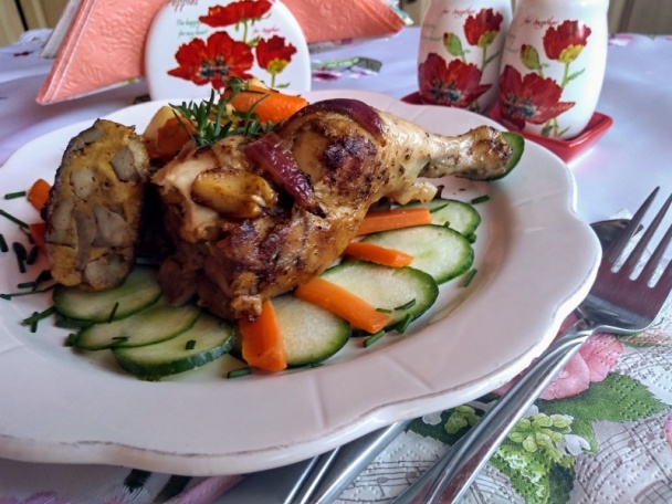 Morčacou pečeňou plnené kuracie stehno so zeleninou (fotorecept) - obrázok 11