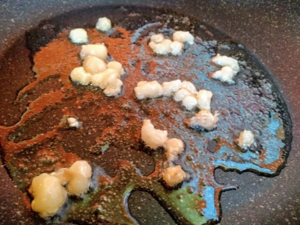 Pečené kačacie stehno s karamelizovaným pomarančom so saturejkou (fotorecept) - obrázok 4