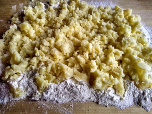 Frkacúle zo zemiakového cesta (fotorecept) - obrázok 1