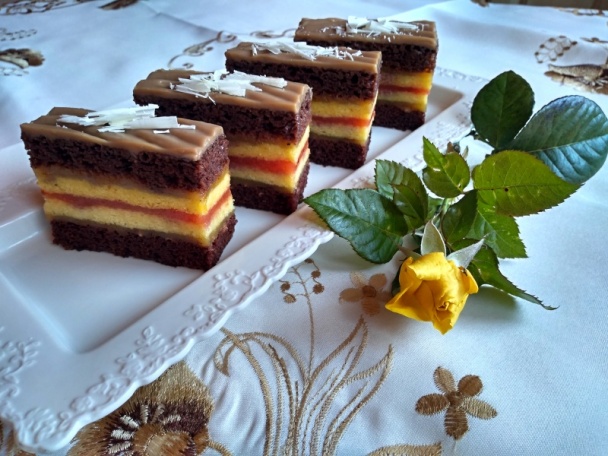 Punčový perník s lekvármi z červeného a žltého melóna (fotorecept) - obrázok 13