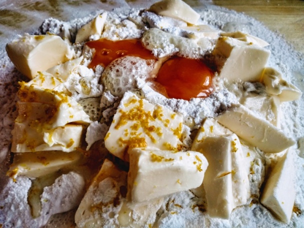 Orechové rezy s drienkovým lekvárom (fotorecept) - obrázok 1