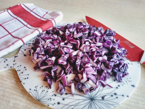 Morčacie stehno na víne s guľkami plnenými červenou kapustou (fotorecept) - obrázok 4