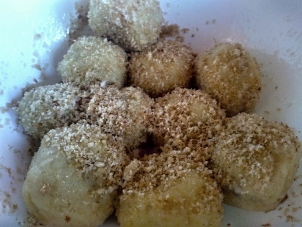 Morčacie stehno na víne s guľkami plnenými červenou kapustou (fotorecept) - obrázok 9