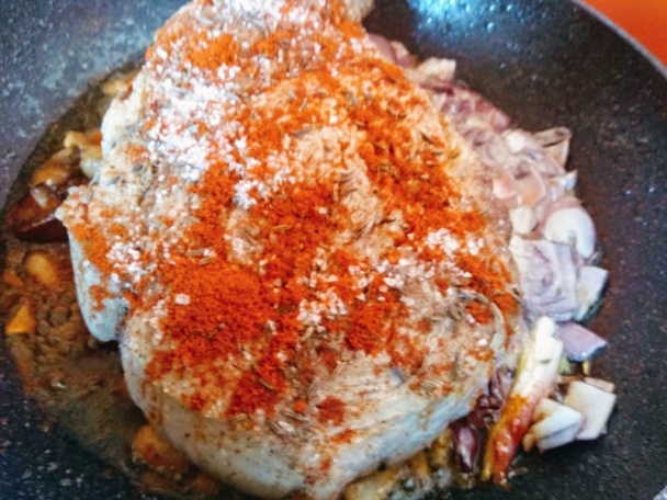 Bravčová krkovička na víne a hrášku (fotorecept) - obrázok 5